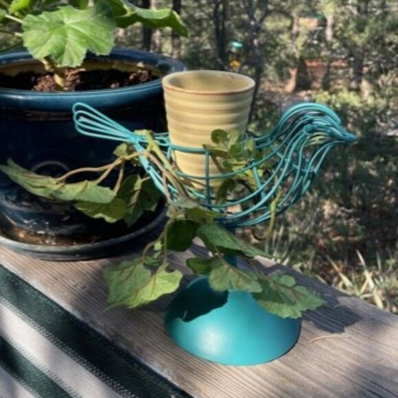 CUTE!  Blue Bird Metal Topiary Candle Holder - Picture 10 of 11